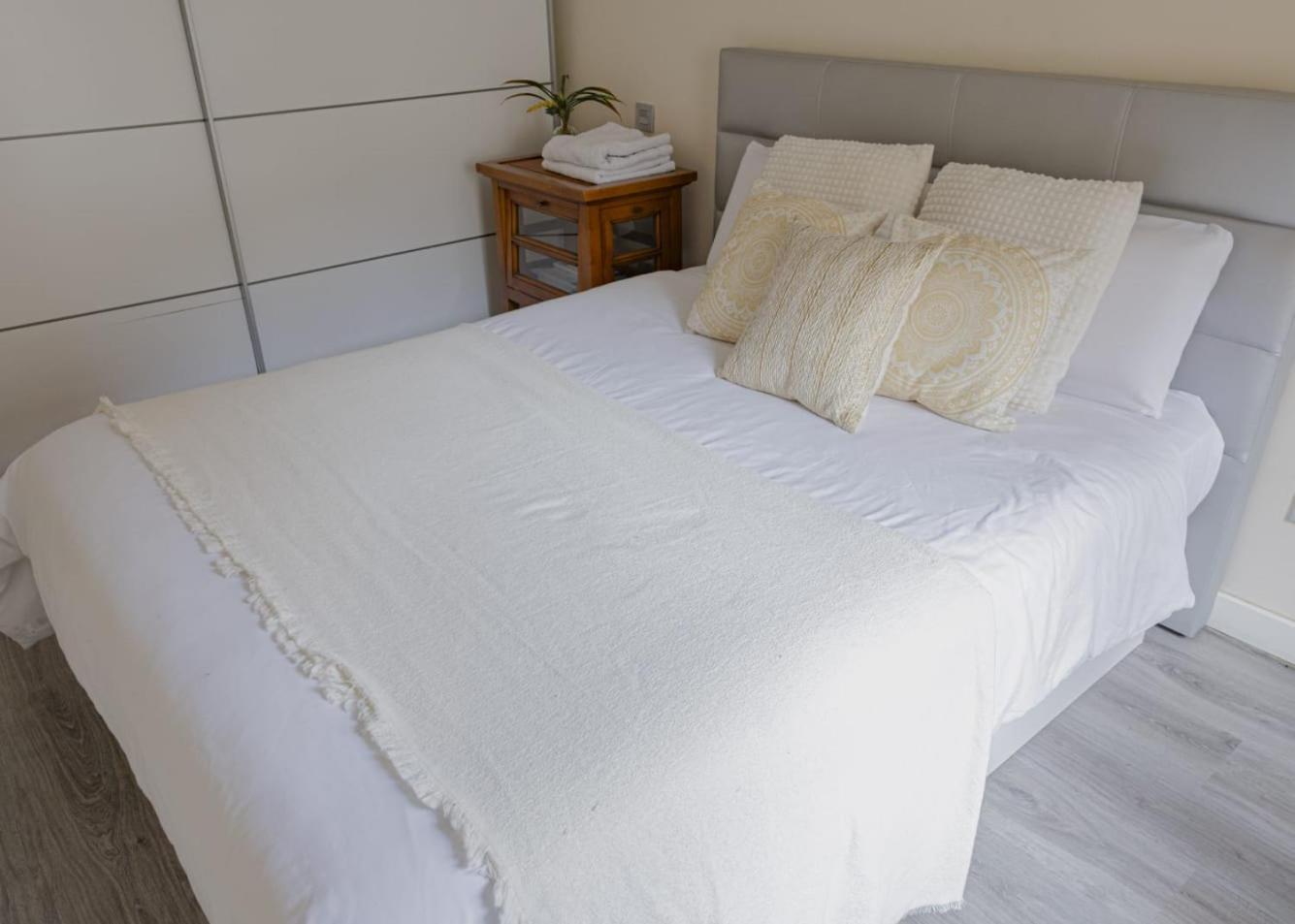 Apartamento Cerca Del Pilar Zaragoza Exterior foto